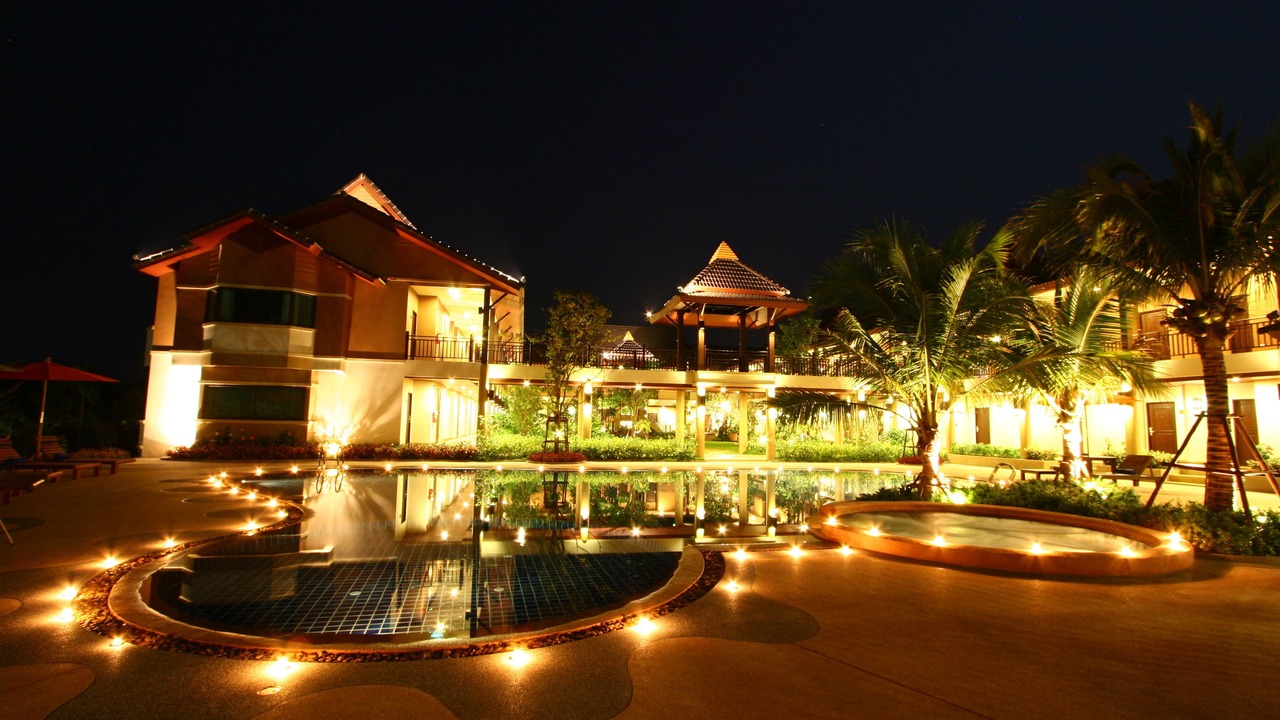 Photo of Outdoor in Mae Jo
