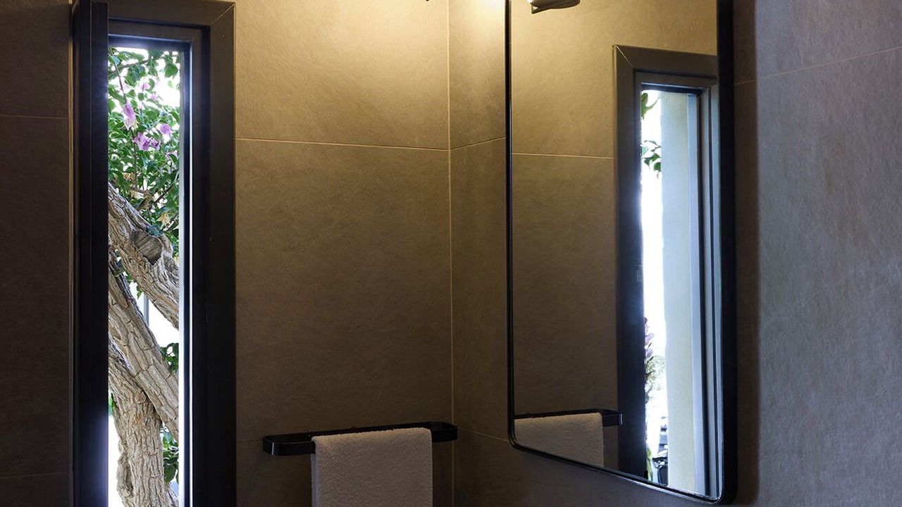 Photo of Bathroom in Kamari