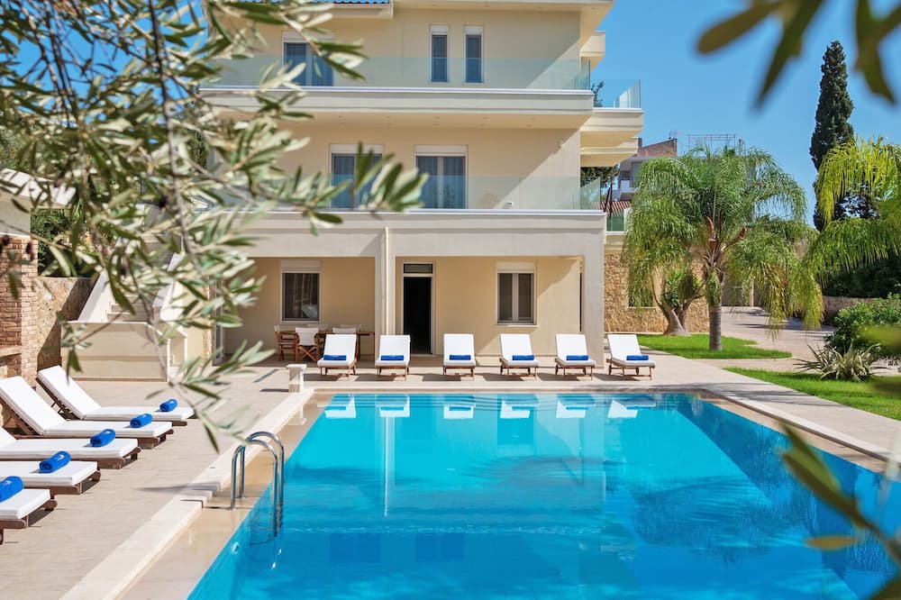Photo of Outdoor in Souda
