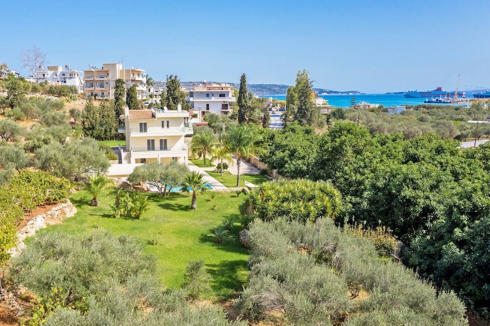 Photo of Outdoor in Souda