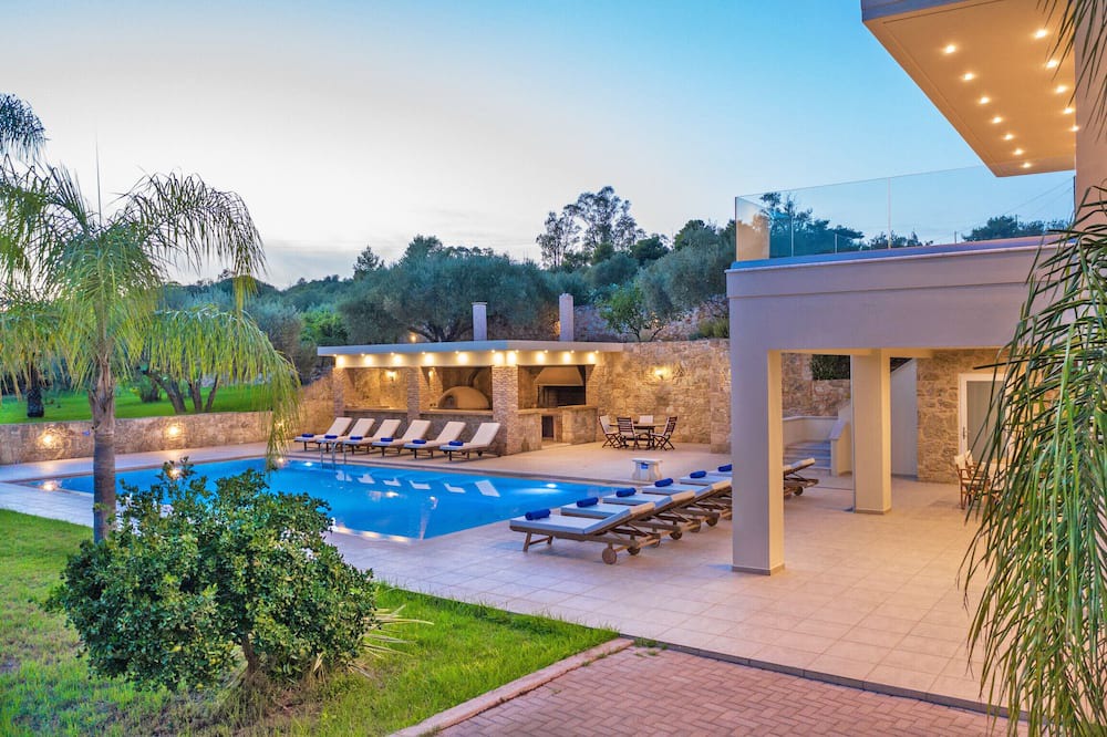 Photo of Outdoor in Souda