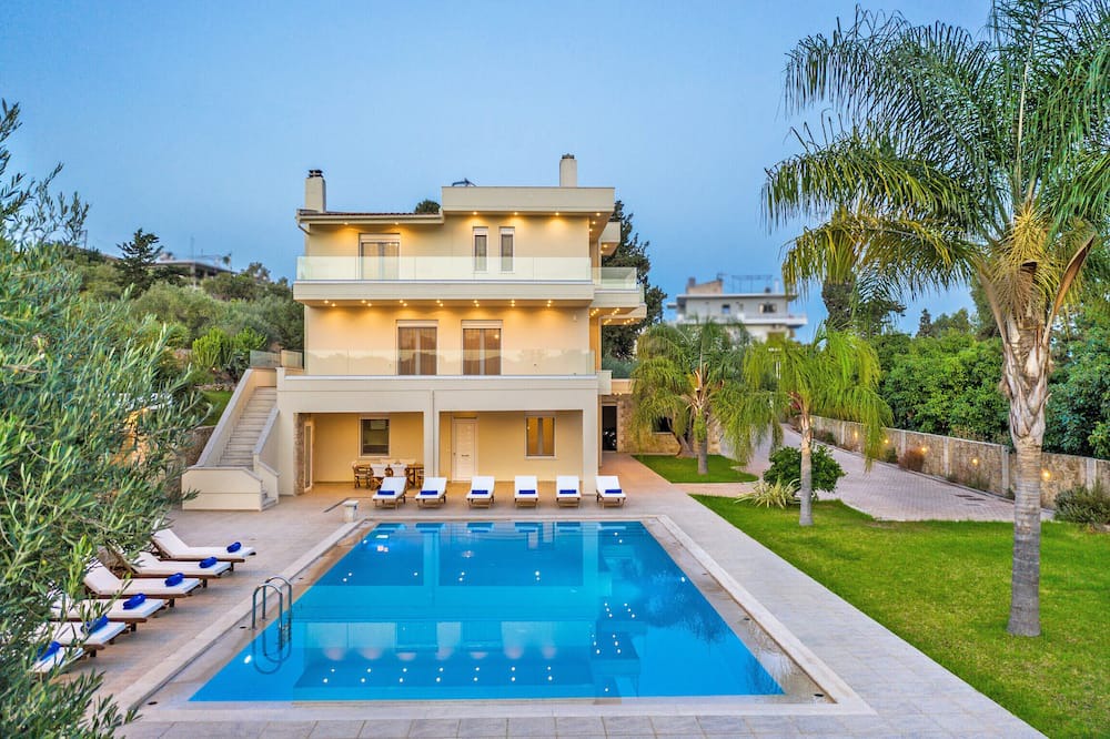 Photo of Outdoor in Souda