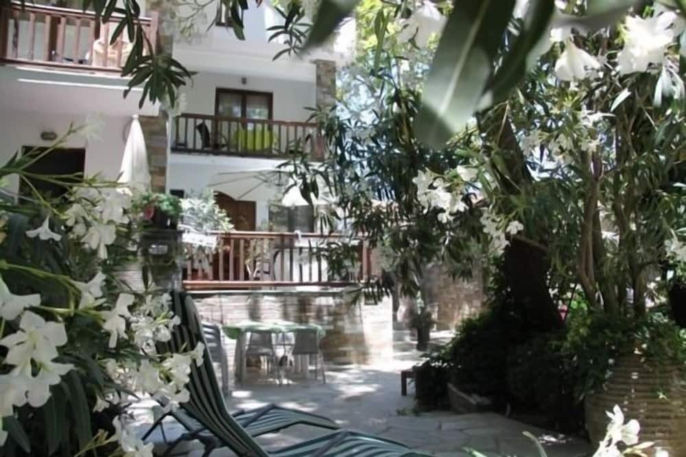 Photo of Outdoor in Kala Nera