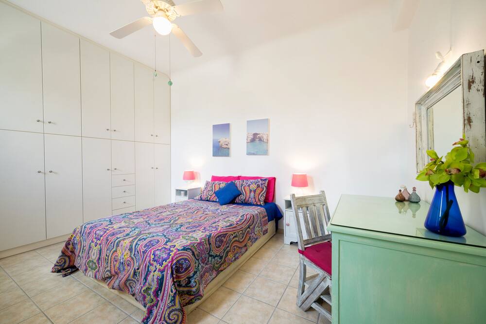 Photo of Bedroom in Isterni