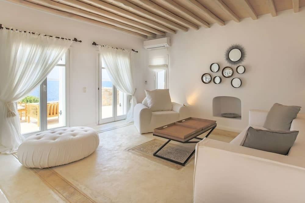 Photo of Livingroom in Agios Ioannis