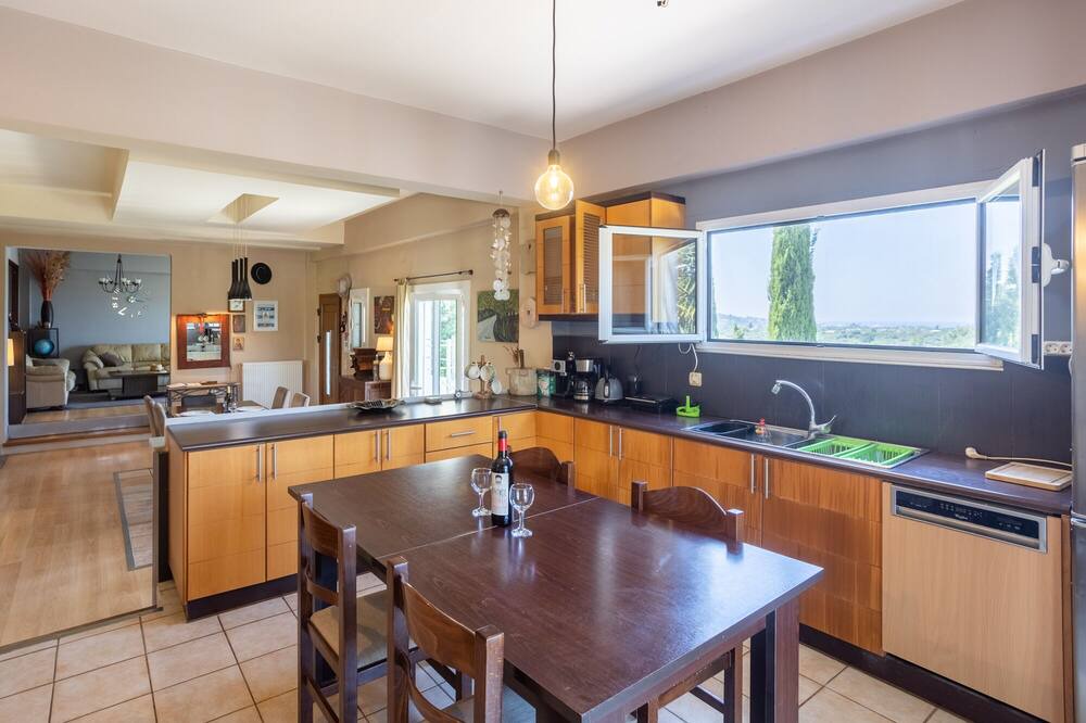 Photo of Kitchen in Sfakera