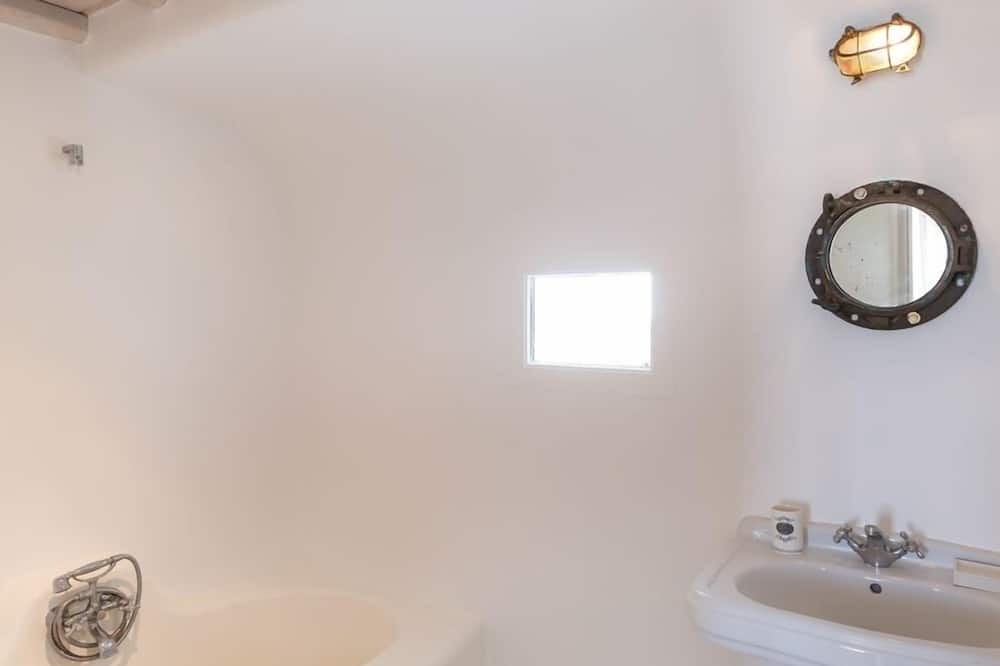 Photo of Bathroom in Agios Ioannis