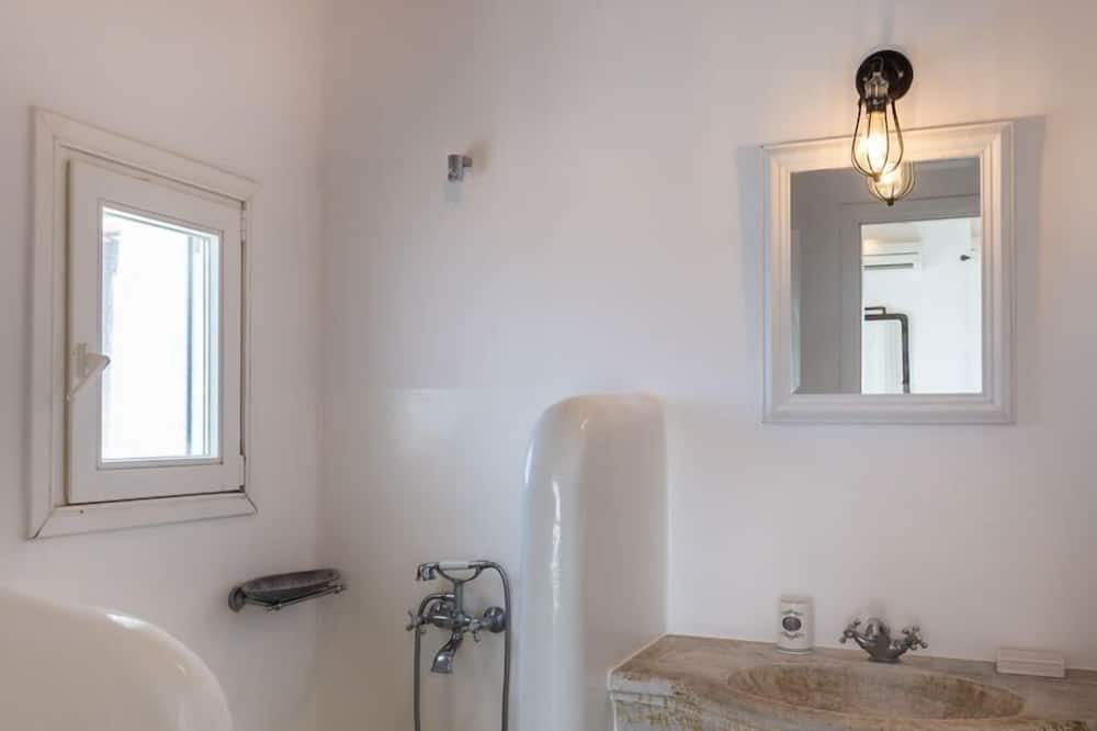 Photo of Bathroom in Agios Ioannis