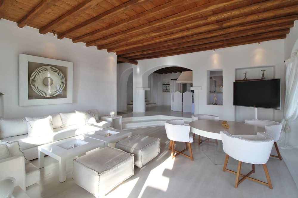Photo of Livingroom in Agios Ioannis