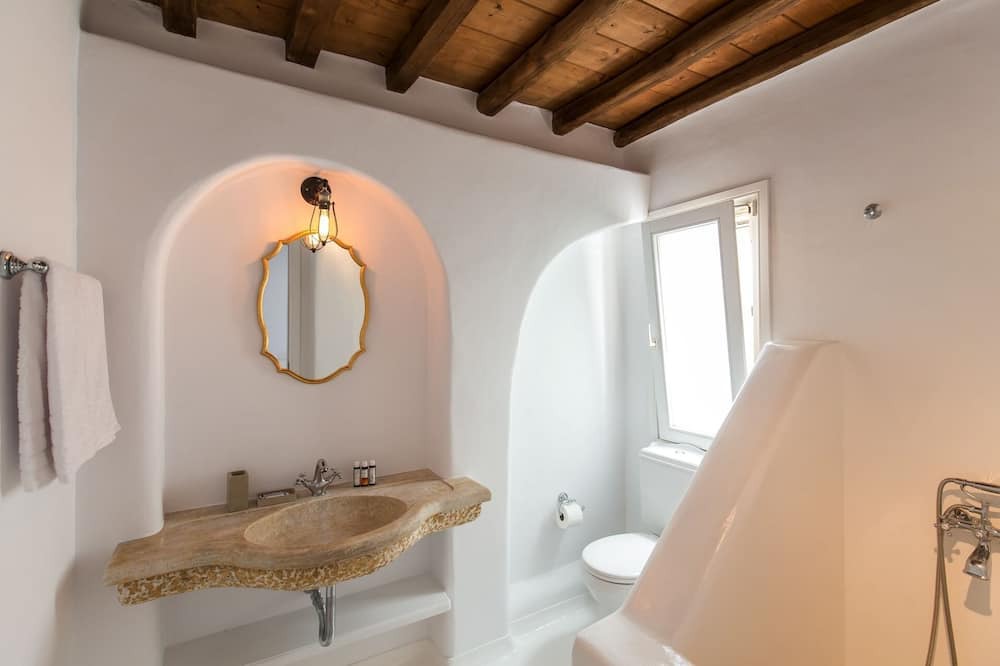 Photo of Bathroom in Agios Ioannis