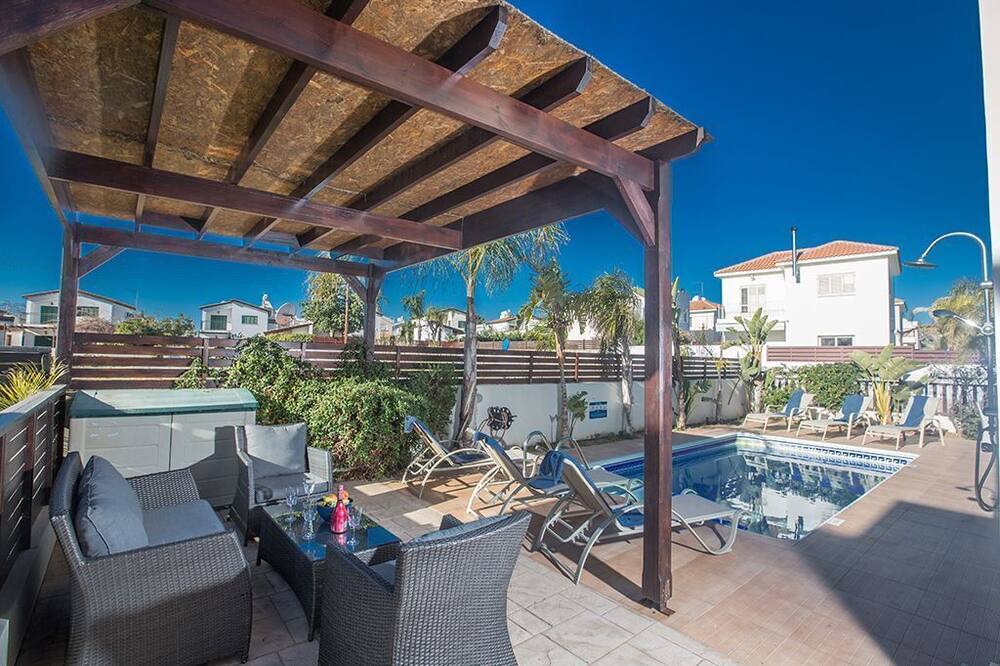 Photo of Patio Balcony in Kapparis