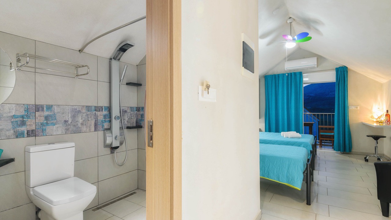 Photo of Bathroom in Limni Keri