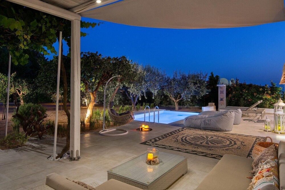 Photo of Outdoor in Pefkos