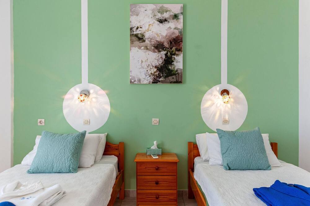 Photo of Bedroom in Kefalos