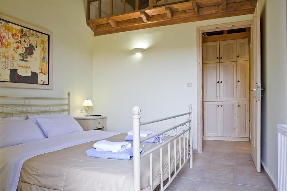 Photo of Bedroom in Kastellos
