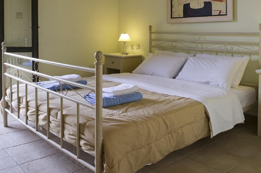 Photo of Bedroom in Kastellos