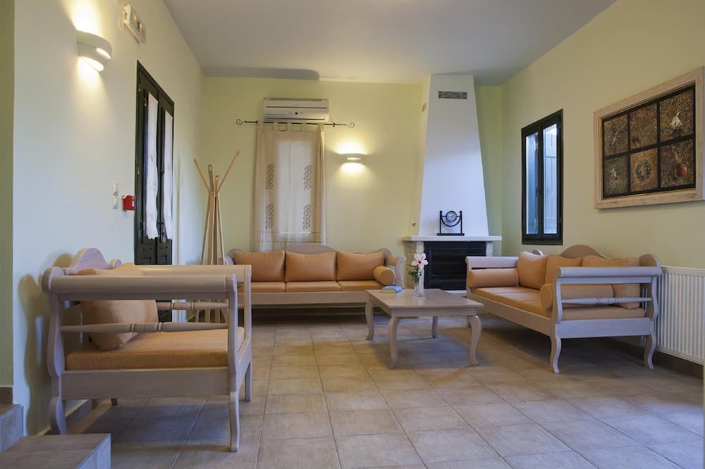 Photo of Livingroom in Kastellos