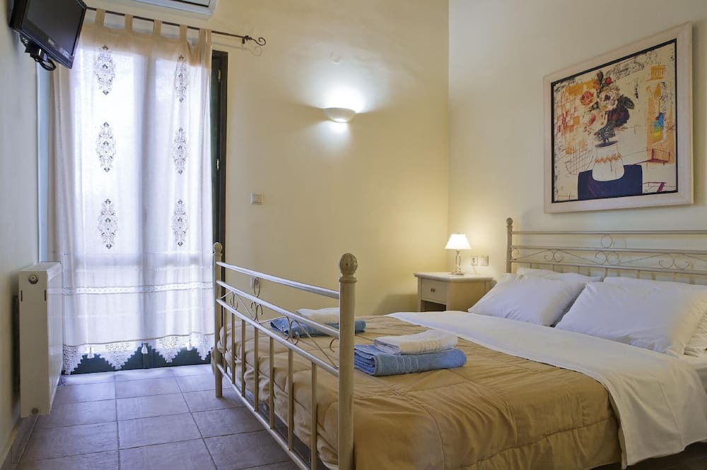 Photo of Bedroom in Kastellos