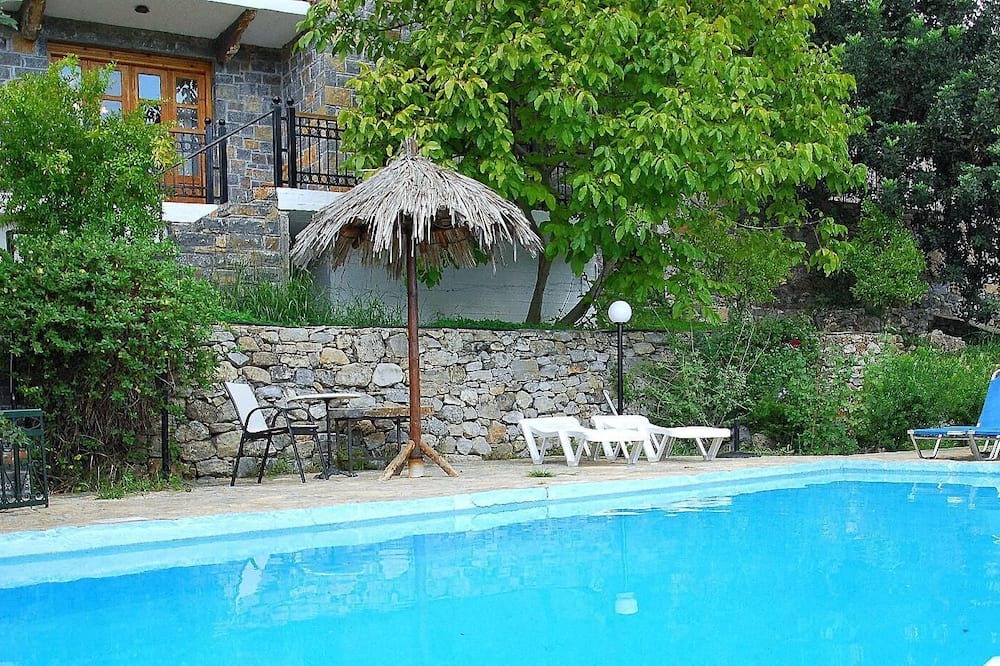 Photo of Outdoor in Prina