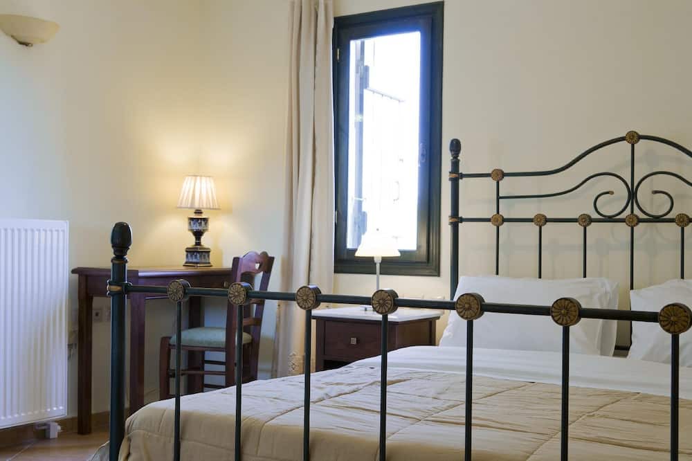 Photo of Bedroom in Kastellos