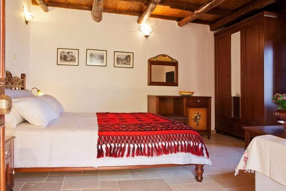 Photo of Bedroom in Kastellos