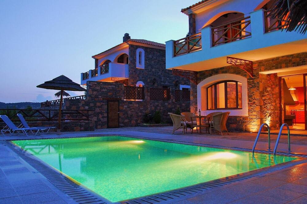 Photo of Outdoor in Prina