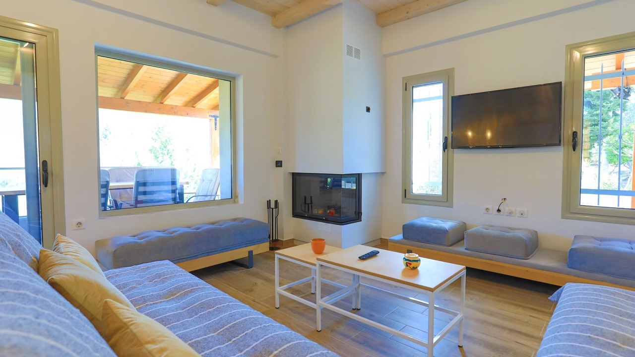 Photo of Livingroom in Ano Korakiana