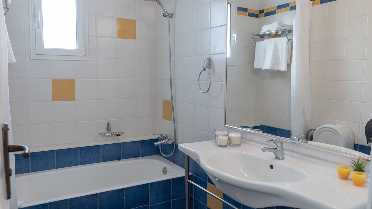 Photo of Bathroom in Vrahati