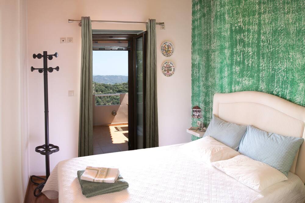 Photo of Bedroom in Karvelas