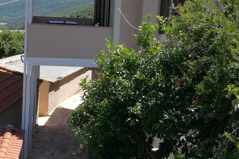 Photo of Outdoor in Karvelas