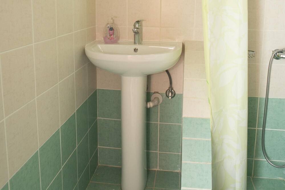 Photo of Bathroom in Karvelas