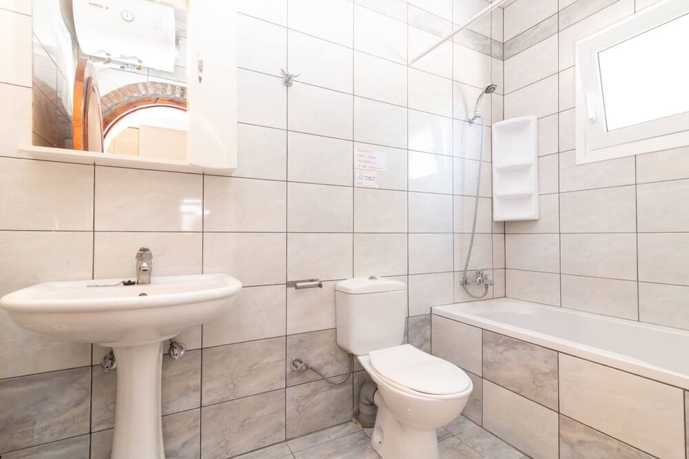 Photo of Bathroom in Limni Keri