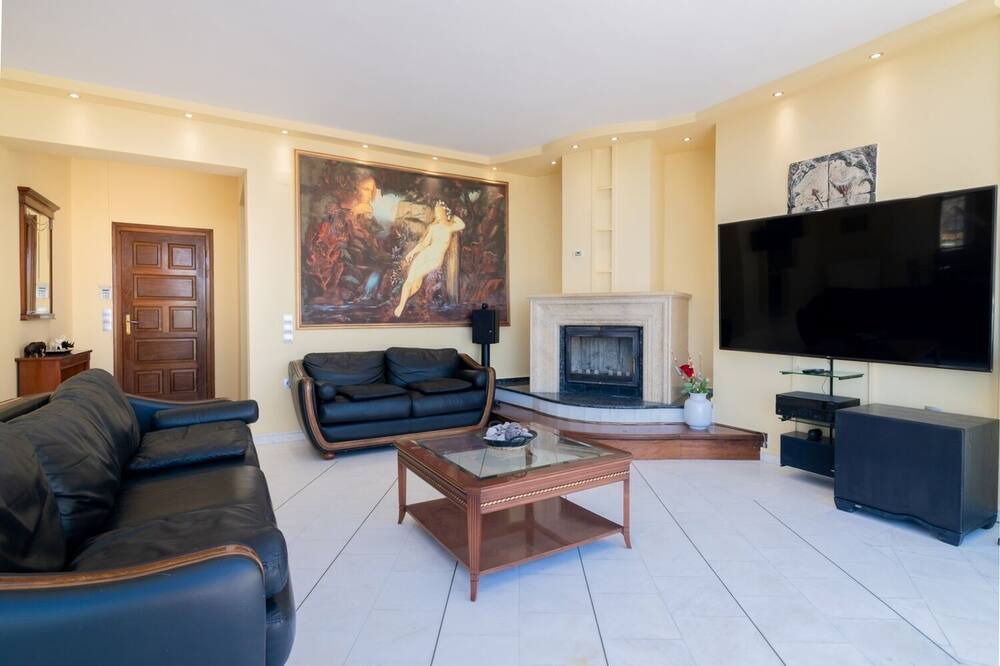 Photo of Livingroom in Argassi
