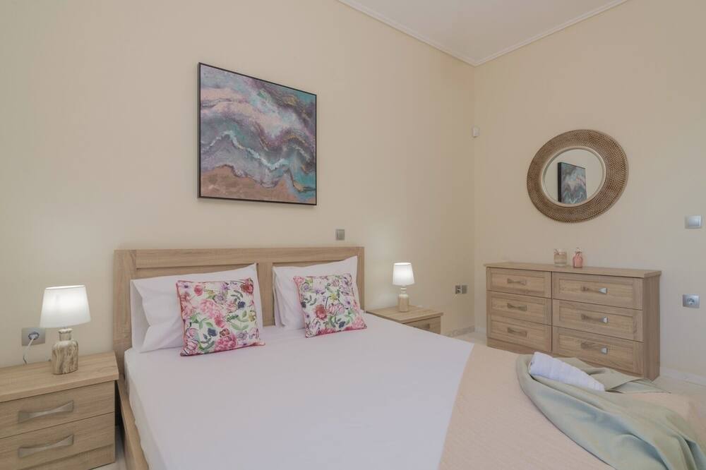 Photo of Bedroom in Argassi