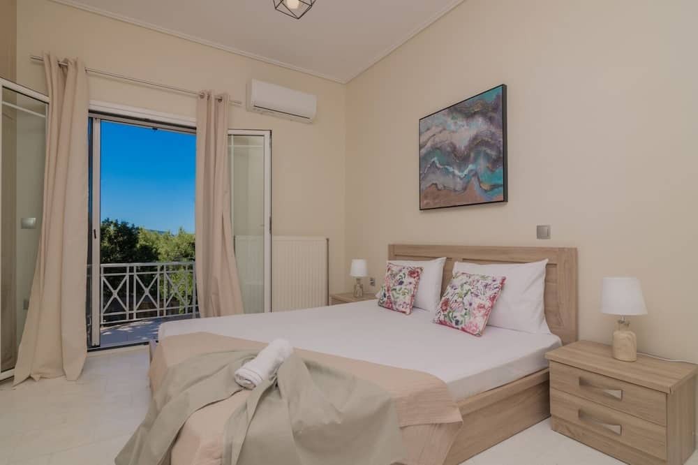 Photo of Bedroom in Argassi