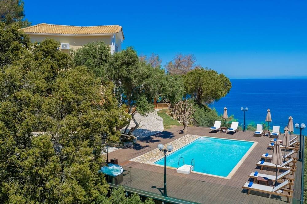 Photo of Outdoor in Argassi