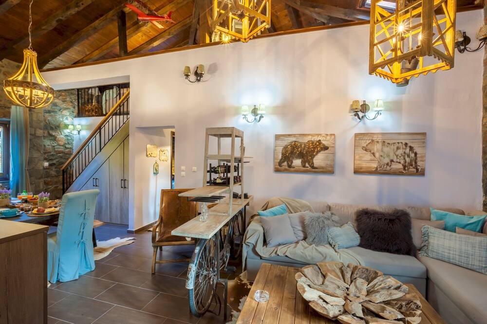 Photo of Livingroom in Aghios Athanasios