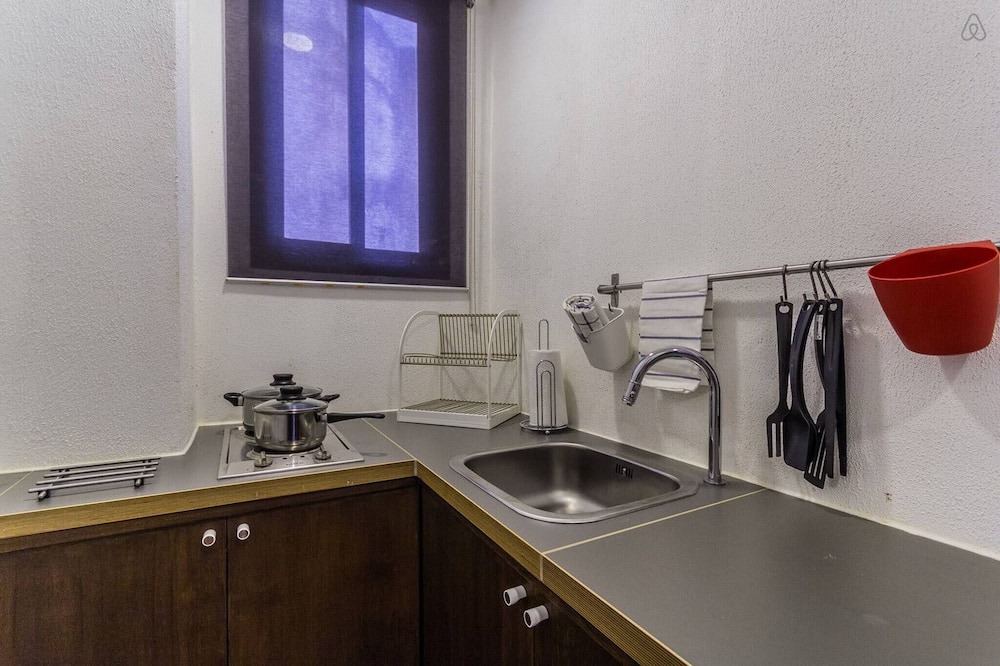 Photo of Kitchen in Khlong Toei Nuea