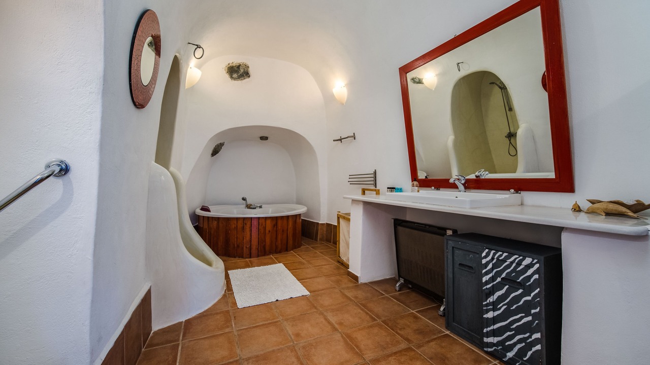 Photo of Bathroom in Finikia