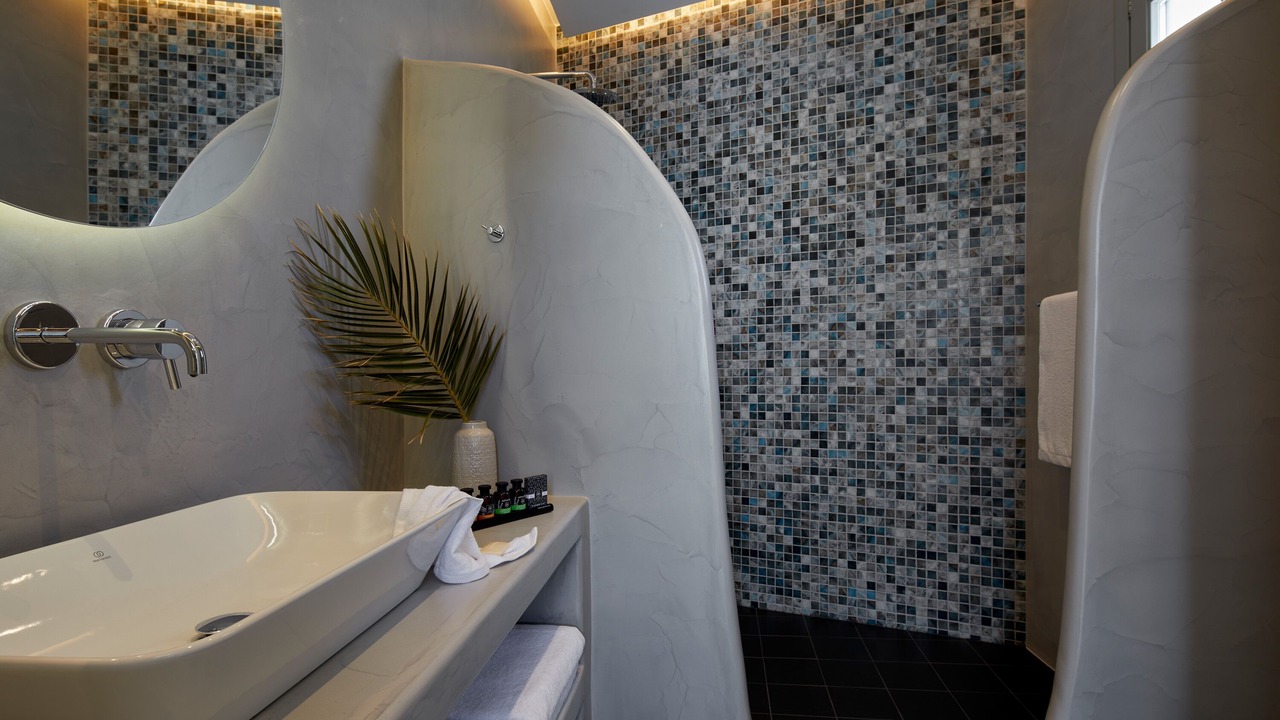 Photo of Bathroom in Kamari