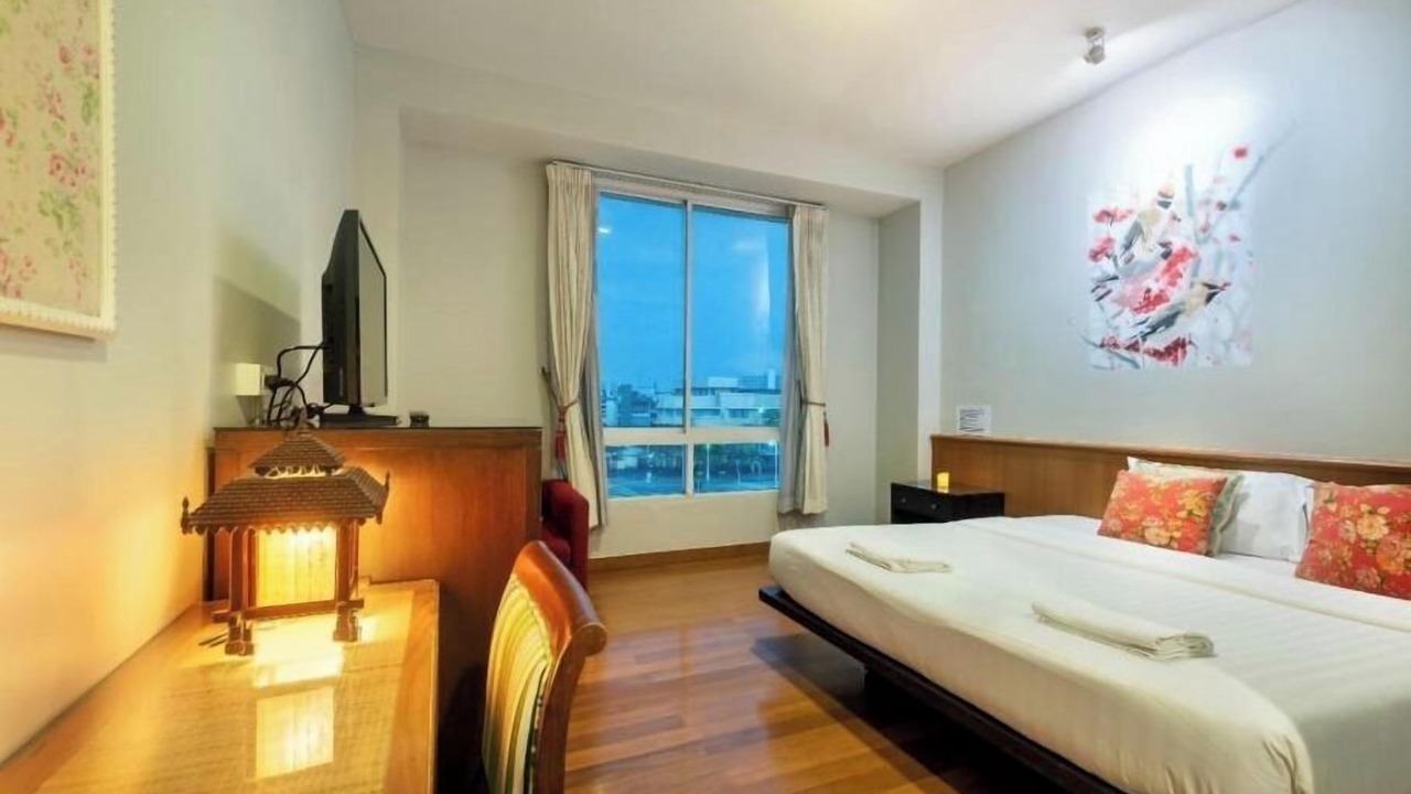 Photo of Bedroom in Wat Bowon Niwet