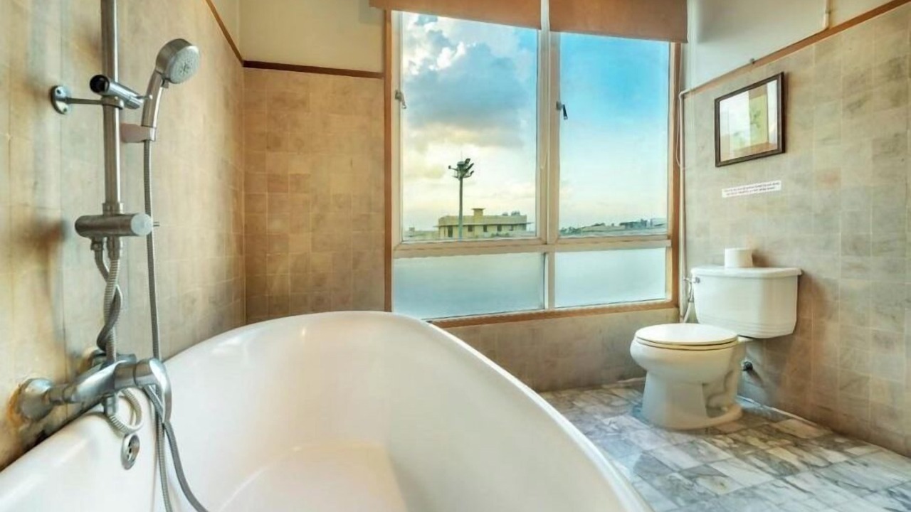 Photo of Bathroom in Wat Bowon Niwet
