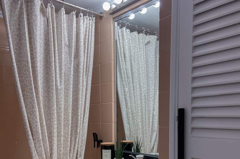 Photo of Bathroom in Neo Faliro