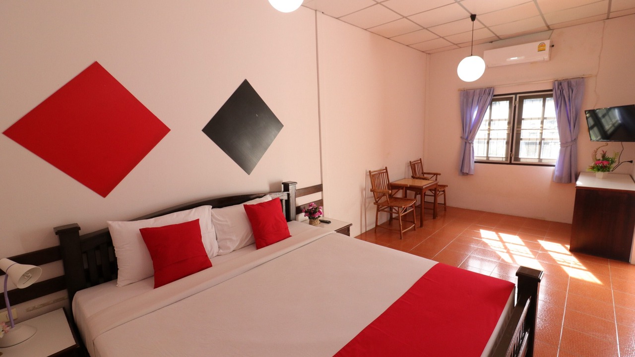 Photo of Bedroom in Talat Nuea