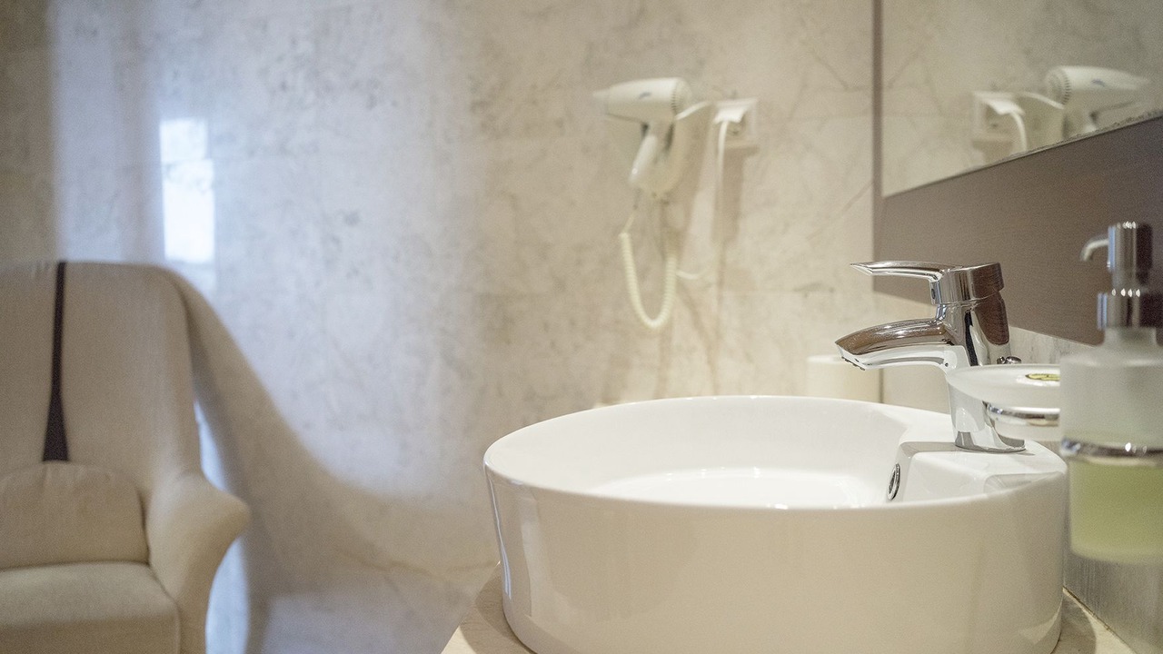 Photo of Bathroom in Enoria