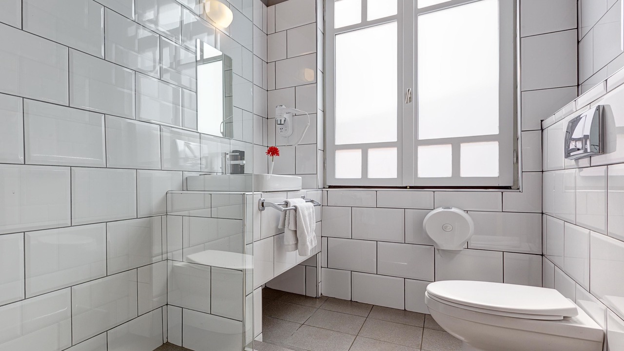 Photo of Bathroom in Ladadika