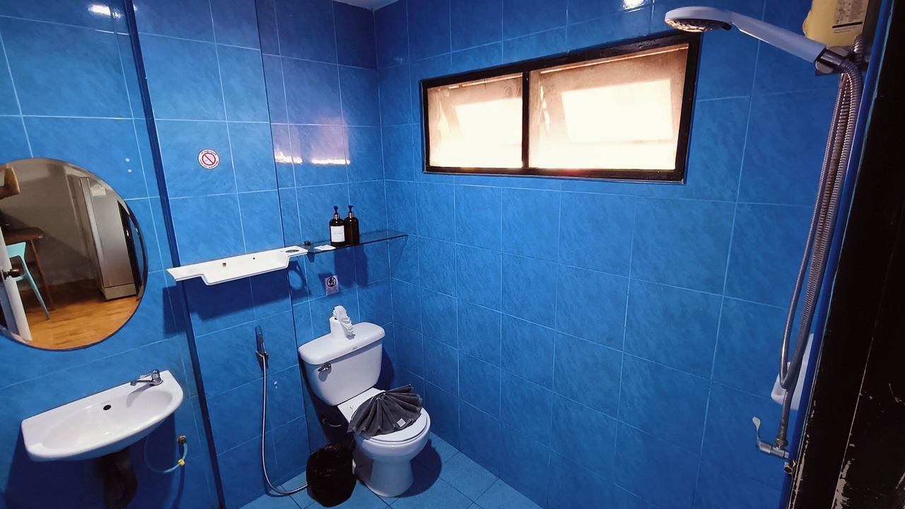 Photo of Bathroom in Nanai Road
