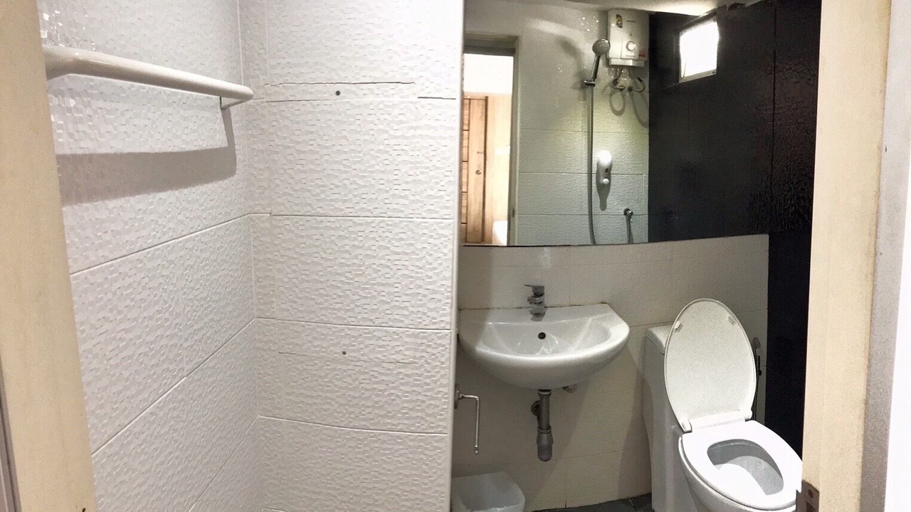 Photo of Bathroom in Anusawari