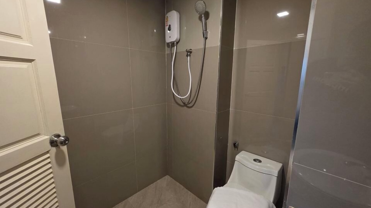 Photo of Bathroom in Saphan Sung
