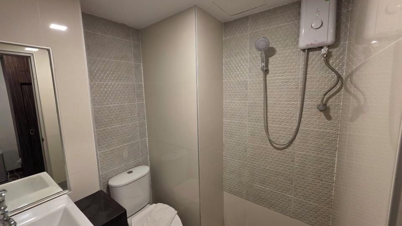 Photo of Bathroom in Saphan Sung